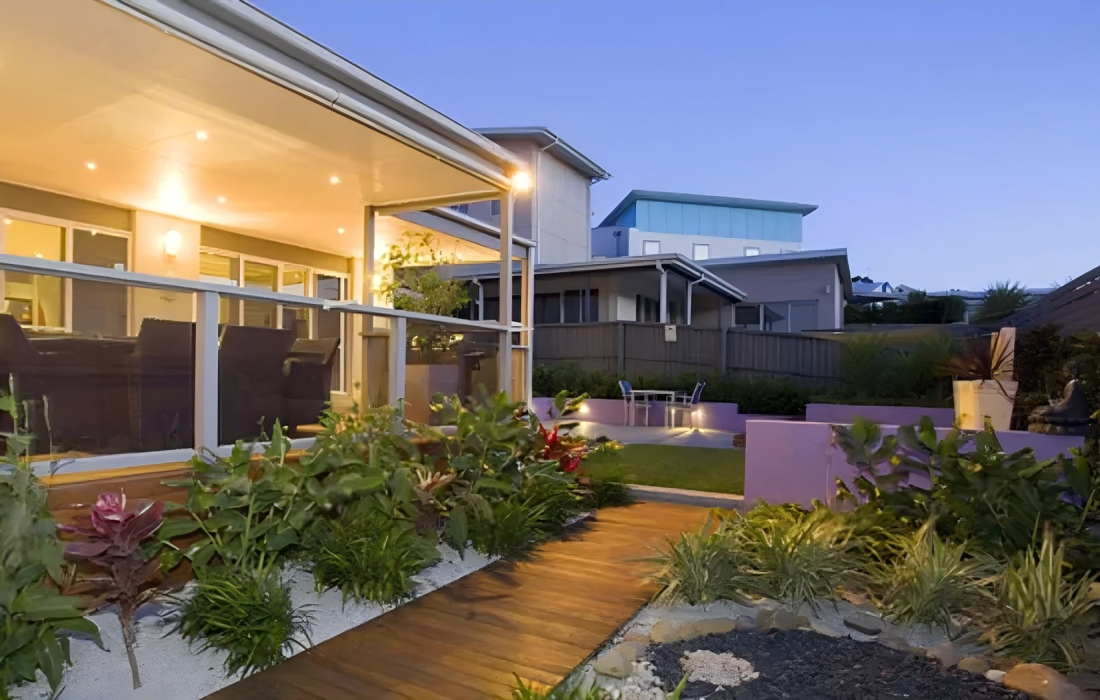 Why 90% of Homeowners Choose the Wrong Spotlights: 5 Professional Secrets To Double Your Outdoor Lighting Effect