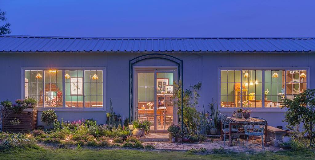 Are Your Landscape Path Lights Outdated? 6 Modern Lighting Trends You Need in 2025